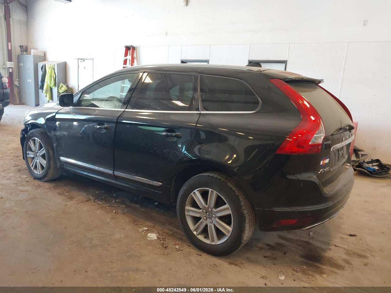 2017 VOLVO XC60 T5 INSCRIPTION · 3/11