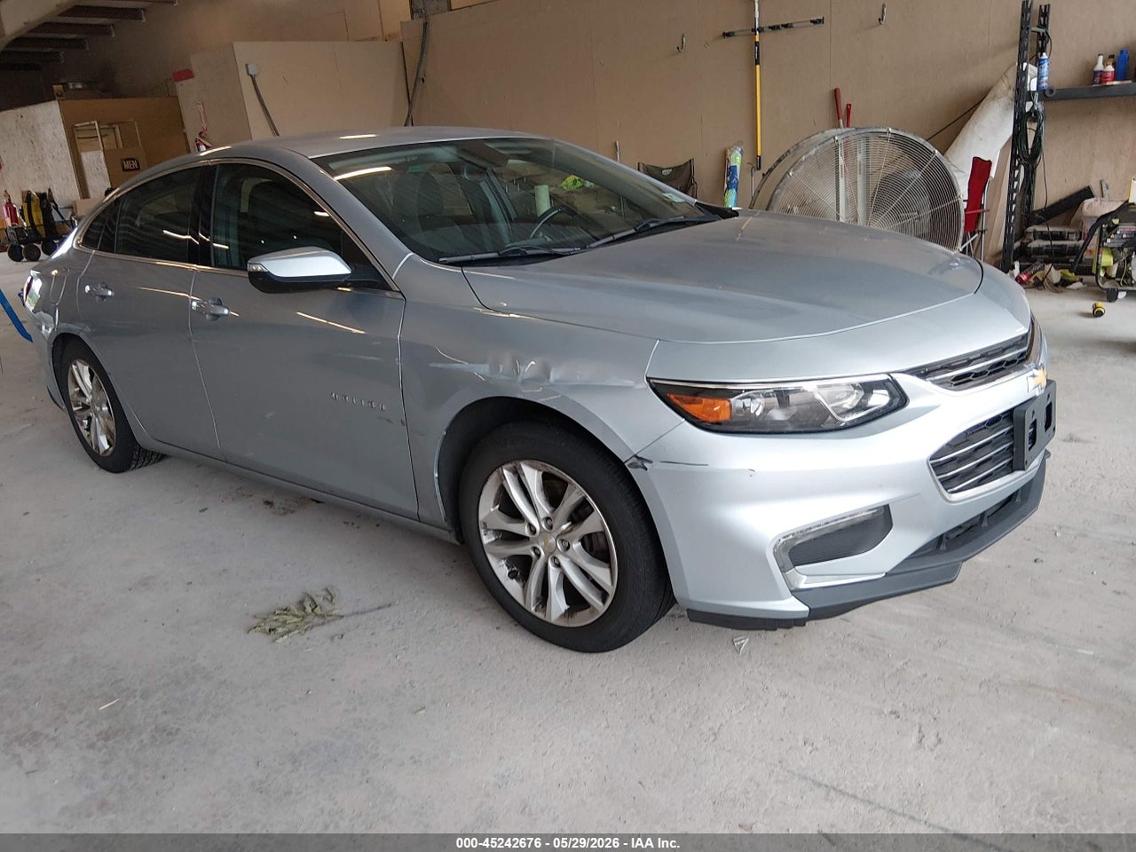 1G1ZD5ST8JF****** · 2018 CHEVROLET MALIBU LT
