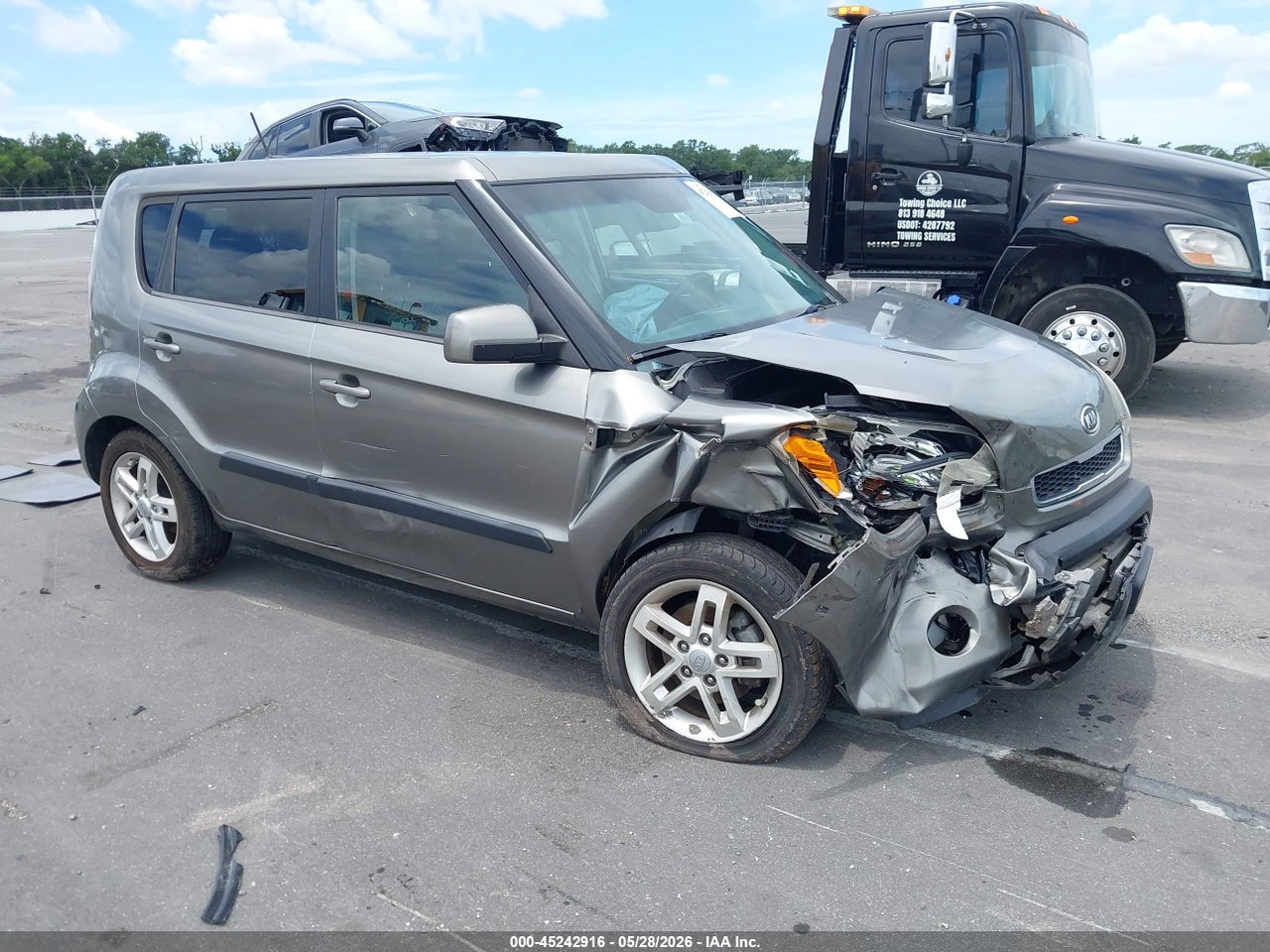 KNDJT2A27B7****** · 2011 KIA SOUL +