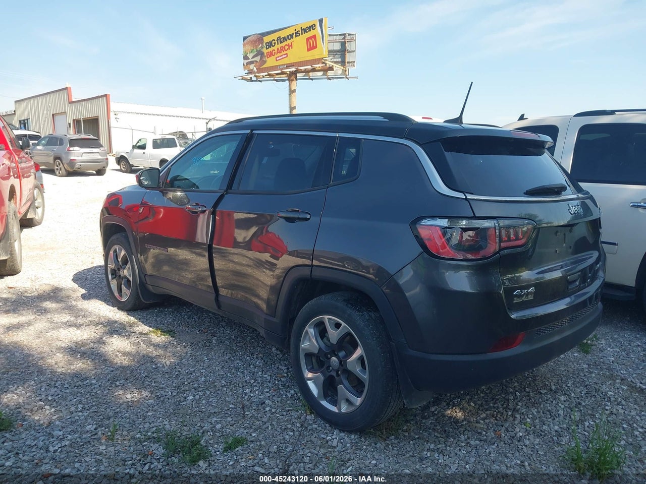 2017 JEEP NEW COMPASS LIMITED 4X4 · 3/11