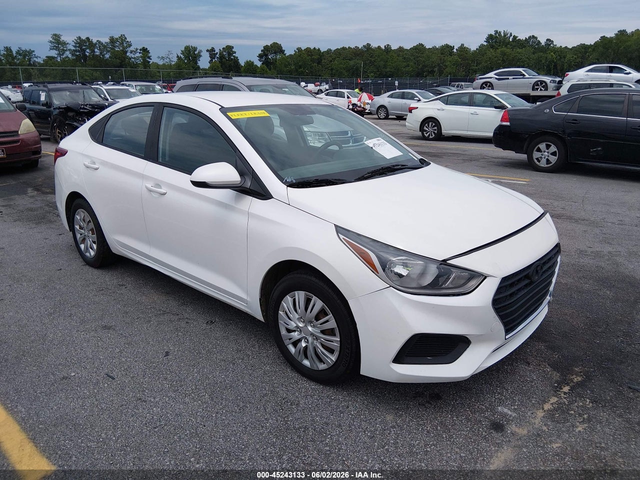 3KPC24A39KE****** · 2019 HYUNDAI ACCENT SE