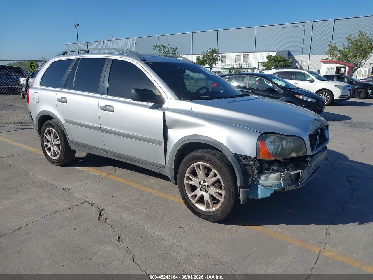 YV1CY592151****** · 2005 VOLVO XC90 2.5T