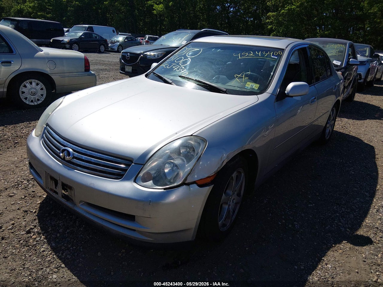 2003 INFINITI G35 BASE W/6 SPEED MANUAL · 2/10
