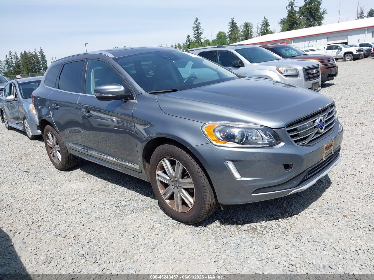 YV4612RMXG2****** · 2016 VOLVO XC60 T5 PLATINUM