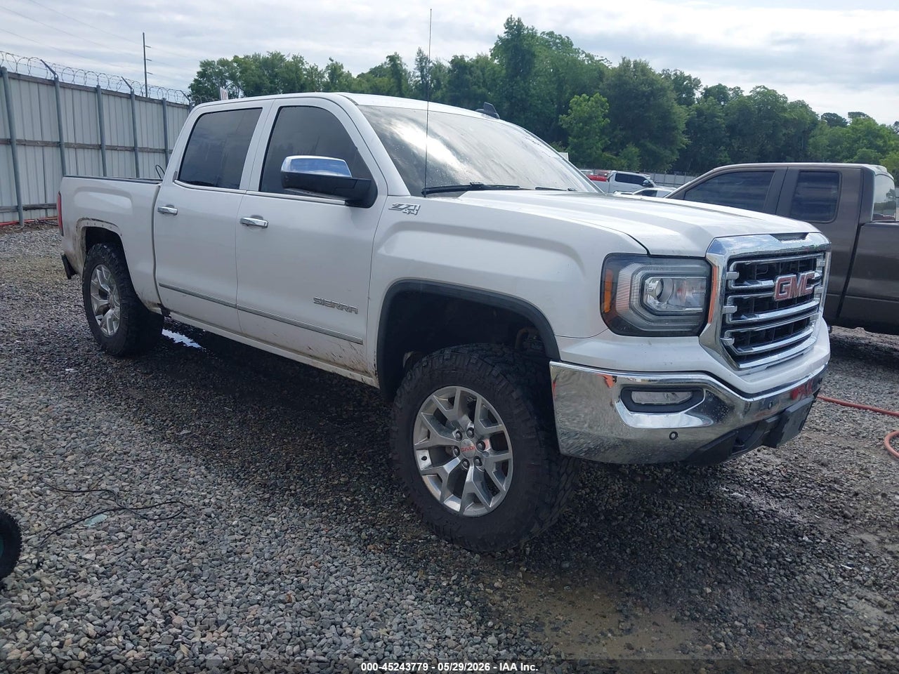 3GTU2NEC8HG****** · 2017 GMC SIERRA 1500 SLT