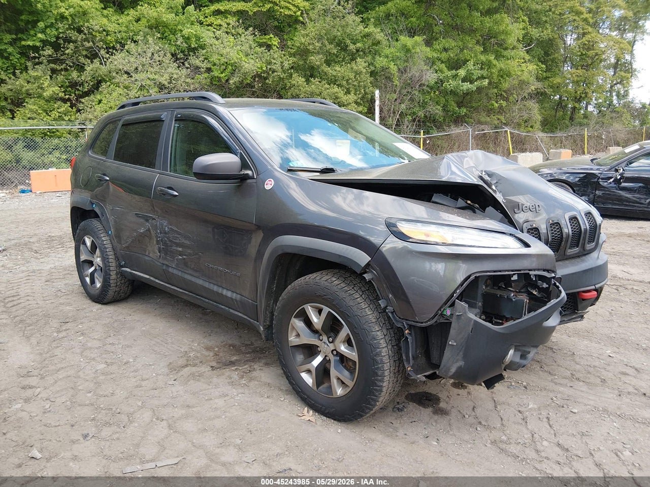 1C4PJMBB1EW****** · 2014 JEEP CHEROKEE TRAILHAWK