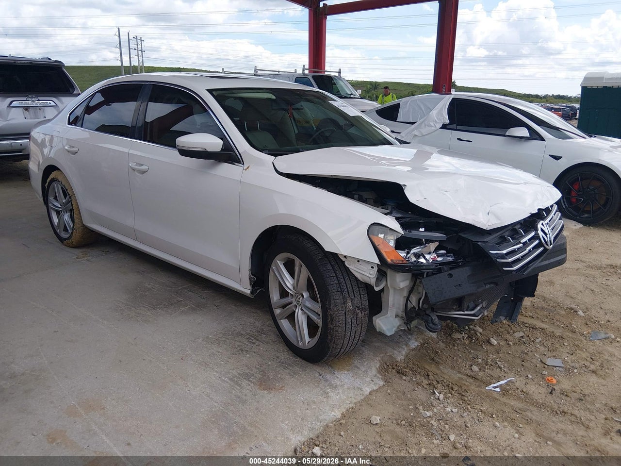 1VWBN7A34EC****** · 2014 VOLKSWAGEN PASSAT 2.0L TDI SE