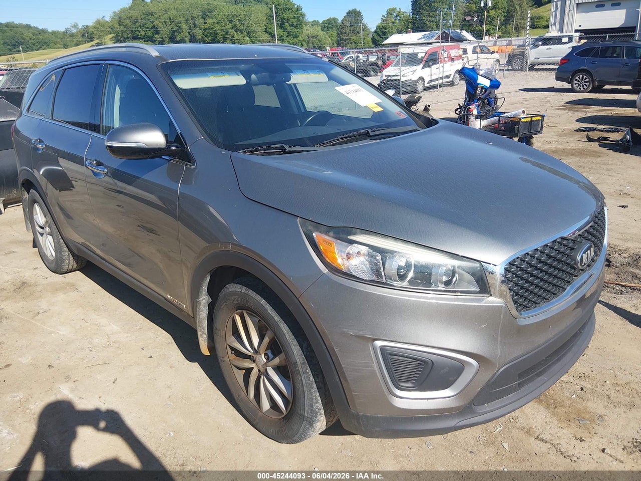 5XYPGDA51HG****** · 2017 KIA SORENTO 3.3L LX