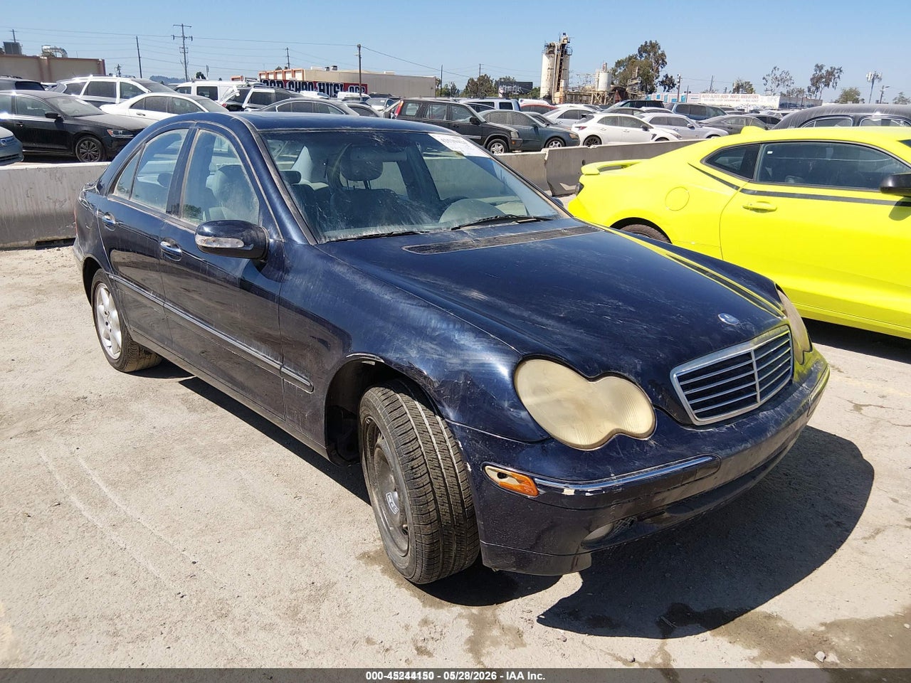 WDBRF61J02F****** · 2002 MERCEDES-BENZ C 240