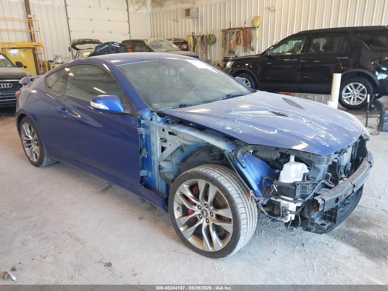 KMHHU6KJ3DU****** · 2013 HYUNDAI GENESIS 3.8 TRACK