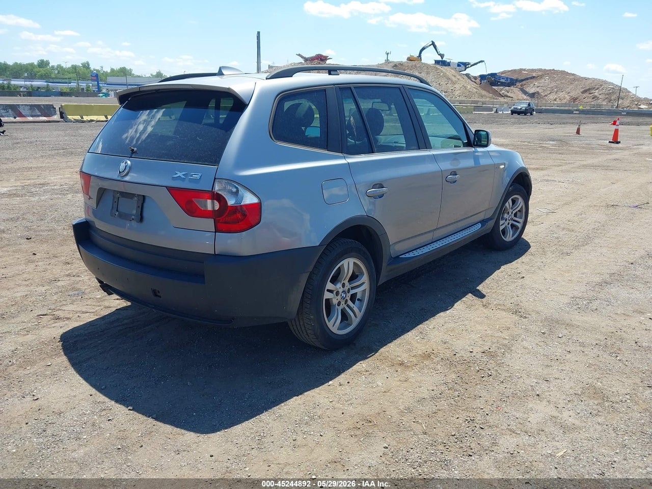 2005 BMW X3 3.0I · 4/11