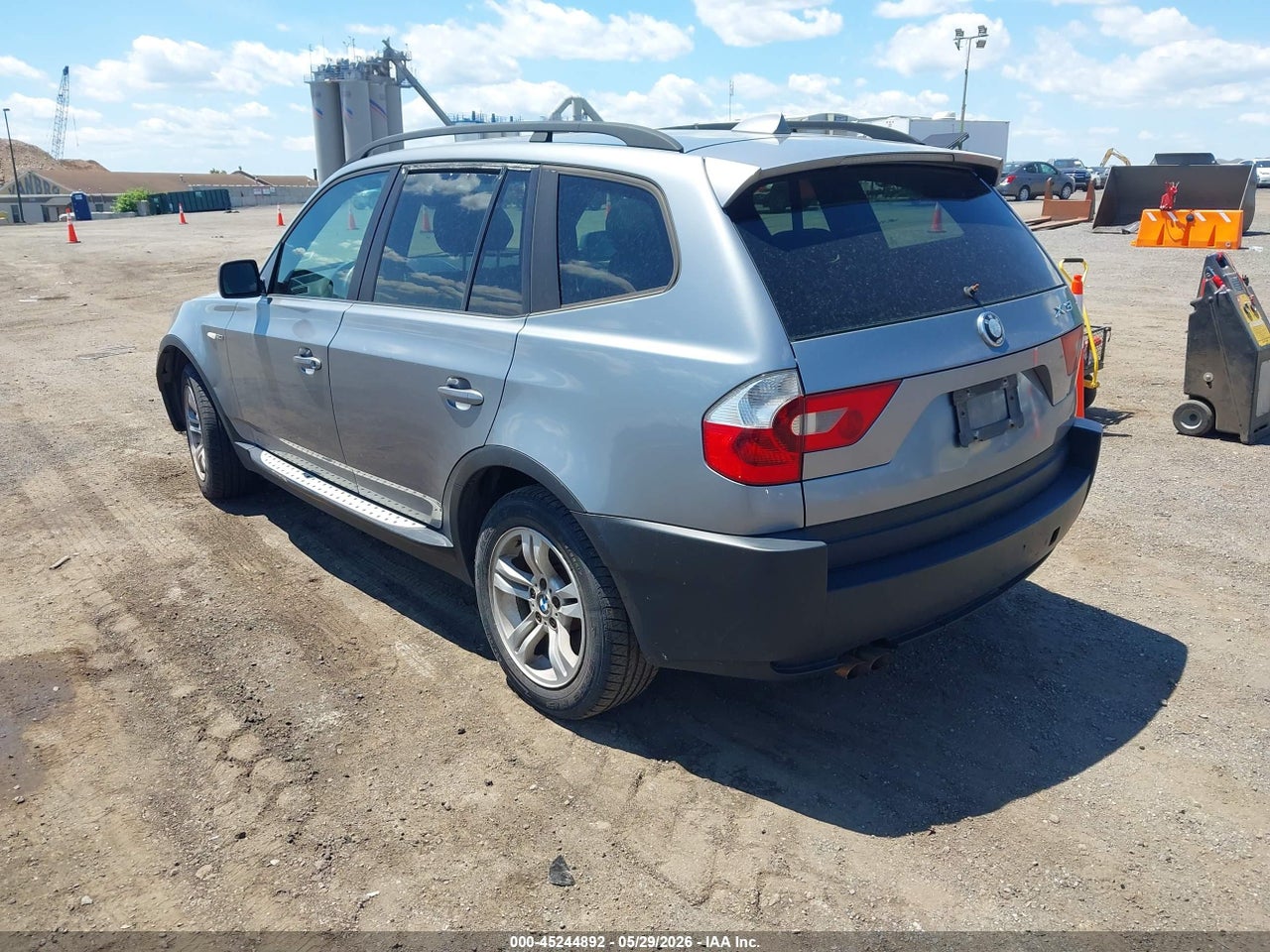 2005 BMW X3 3.0I · 3/11
