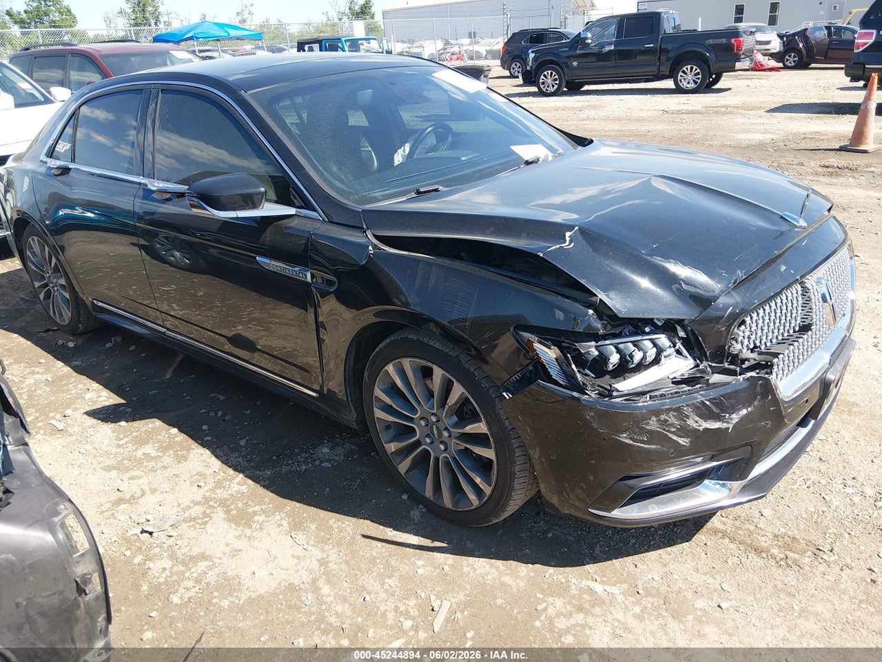 1LN6L9RPXH5****** · 2017 LINCOLN CONTINENTAL RESERVE