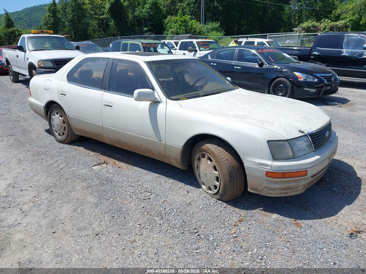 JT8BH22F1T0****** · 1996 LEXUS LS 400