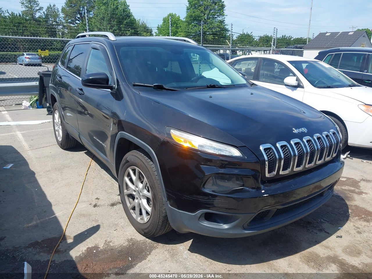 1C4PJMLB3JD****** · 2018 JEEP CHEROKEE LATITUDE PLUS 4X4