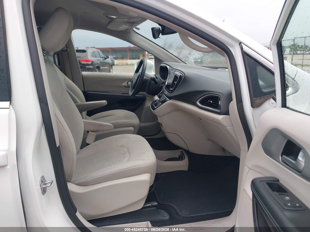 2018 CHRYSLER PACIFICA HYBRID TOURING PLUS · 5/11