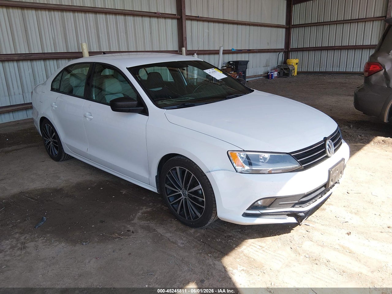 3VWB17AJ2GM****** · 2016 VOLKSWAGEN JETTA 1.8T SPORT
