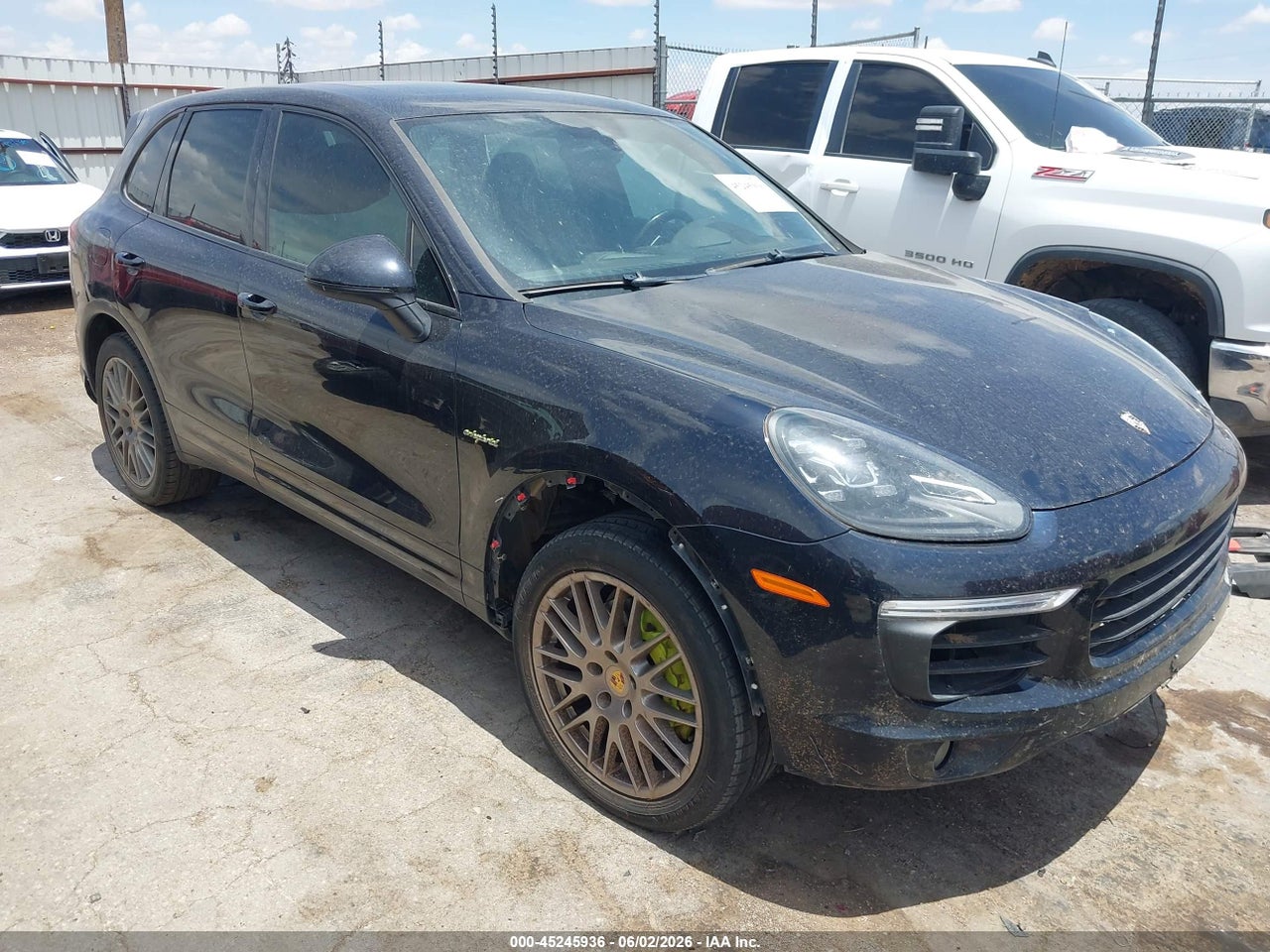 WP1AE2A27GL****** · 2016 PORSCHE CAYENNE E-HYBRID S