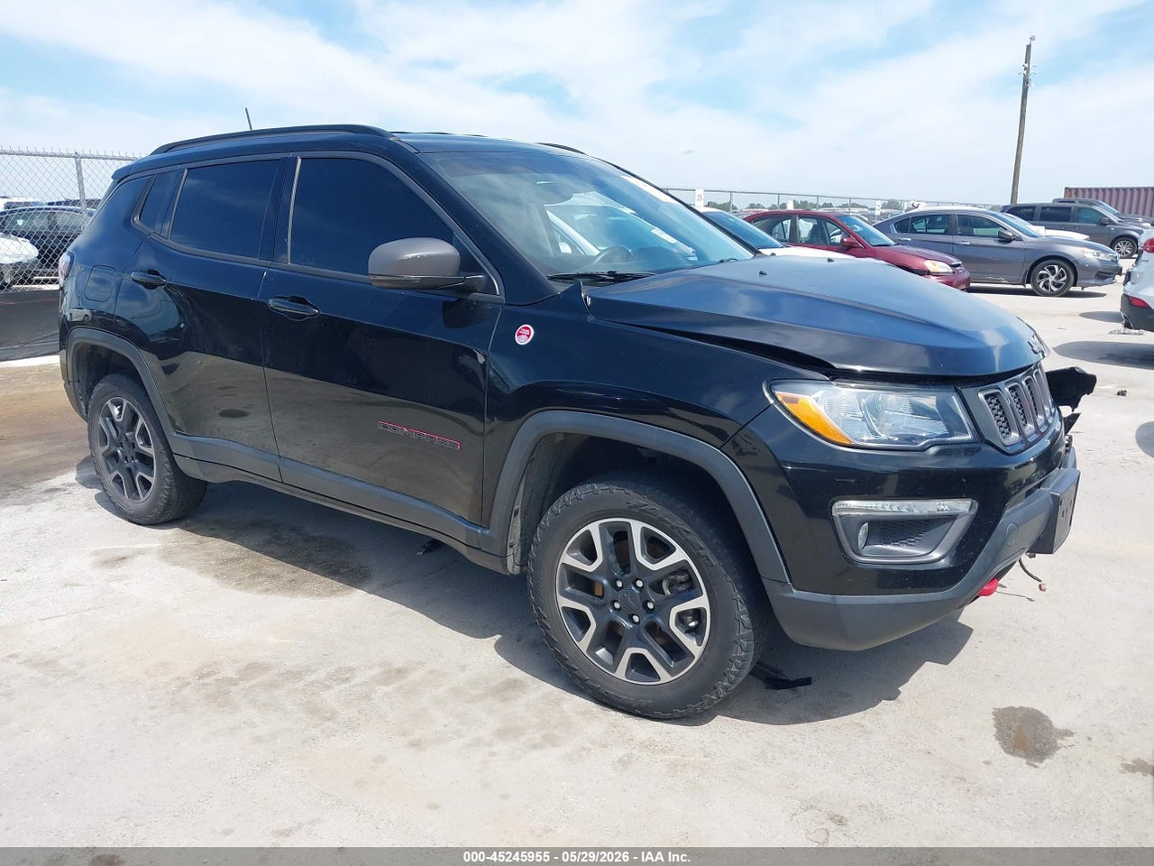 3C4NJDDB2KT****** · 2019 JEEP COMPASS TRAILHAWK 4X4
