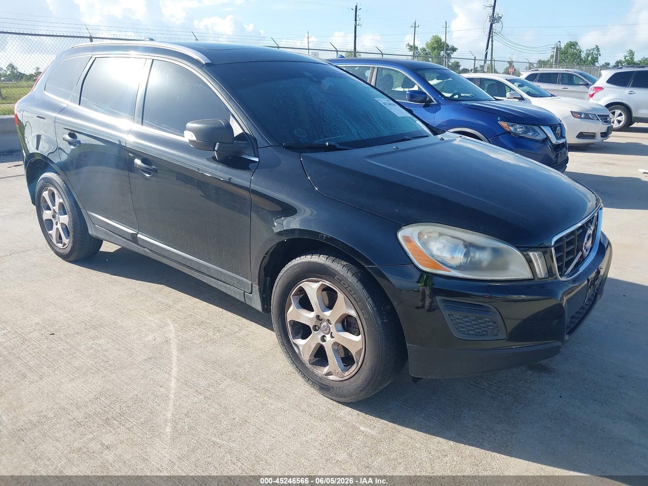 YV4952DLXD2****** · 2013 VOLVO XC60 3.2 PREMIER