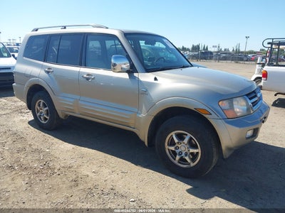 2001 MITSUBISHI MONTERO LIMITED