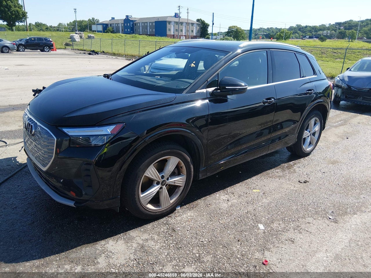 2022 AUDI Q4 E-TRON PREMIUM 50 QUATTRO · 2/11