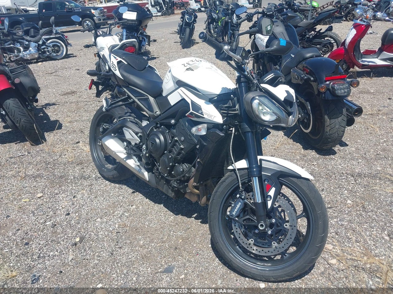 SMTA604S1RT****** · 2024 TRIUMPH MOTORCYCLE STREET TRIPLE 765 R