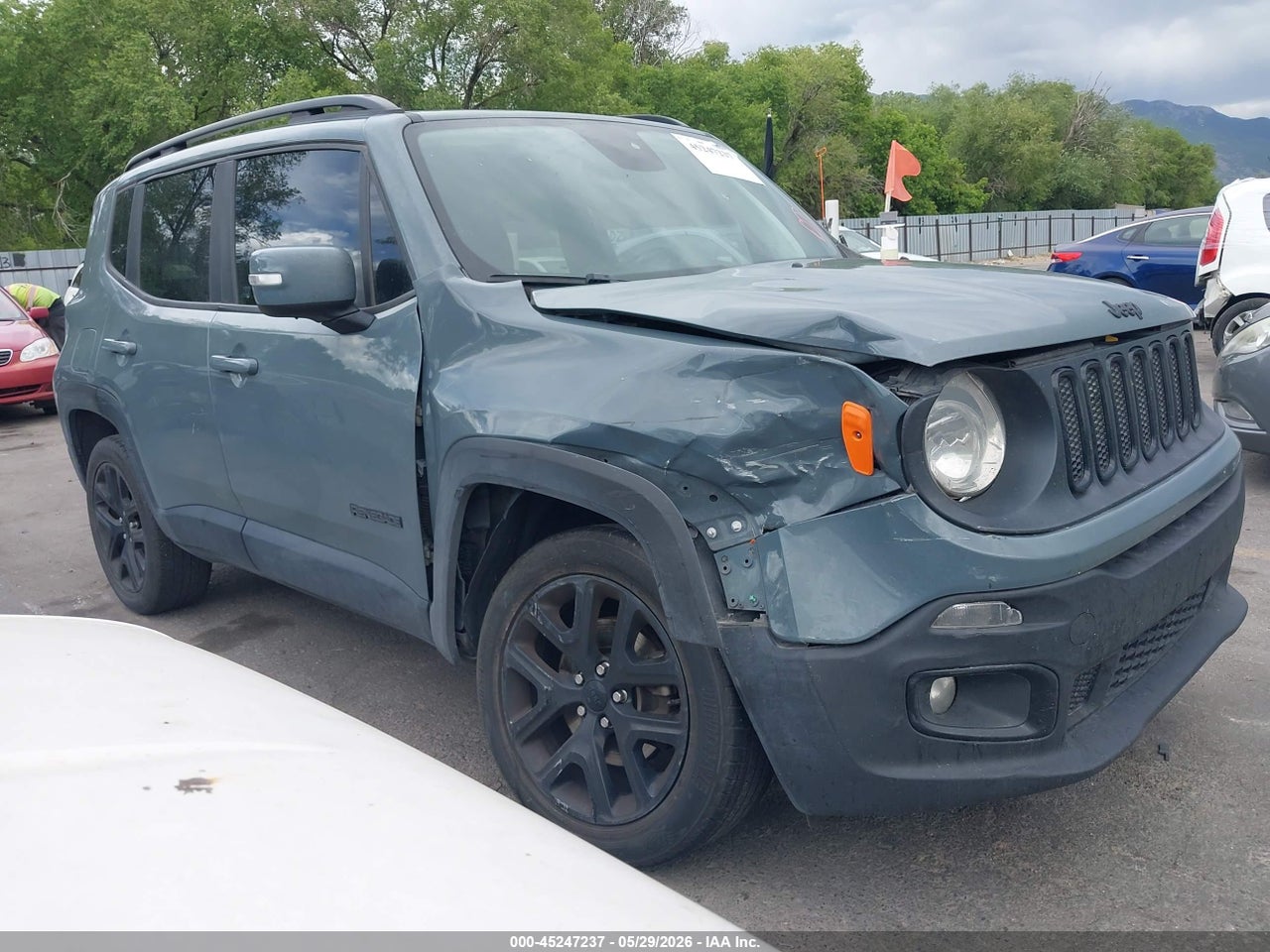 ZACCJBBB5JP****** · 2018 JEEP RENEGADE ALTITUDE 4X4
