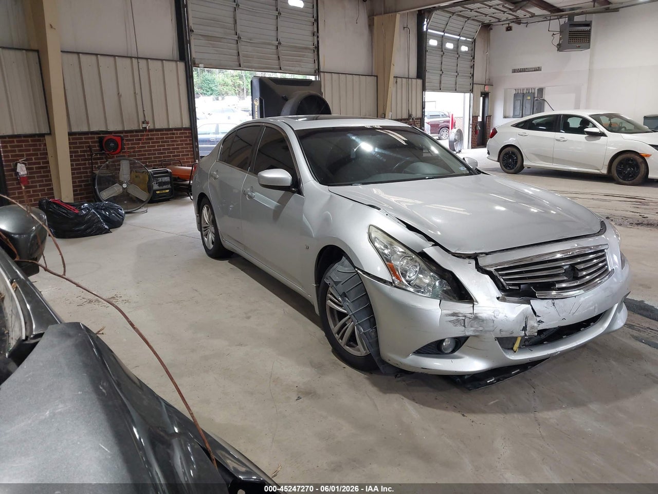 JN1CV6AP2FM****** · 2015 INFINITI Q40