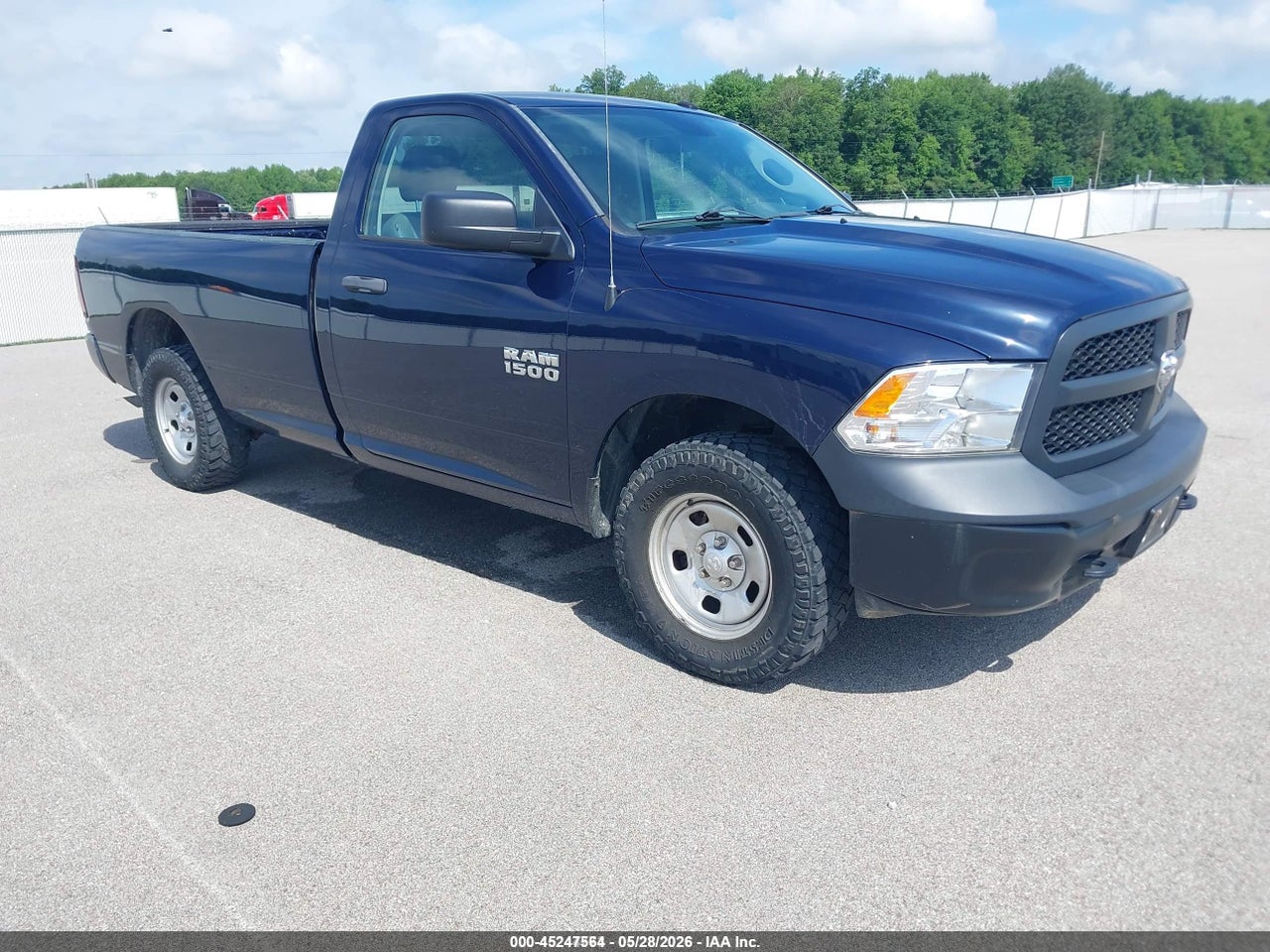 3C6JR7DG1HG****** · 2017 RAM 1500 TRADESMAN  4X4 8' BOX