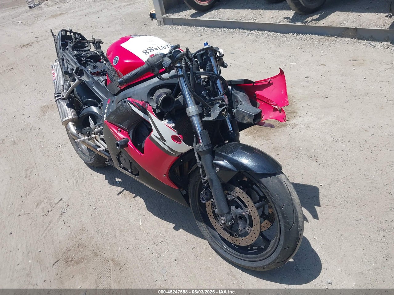 JYARJ06Y84A****** · 2004 YAMAHA YZFR6 L