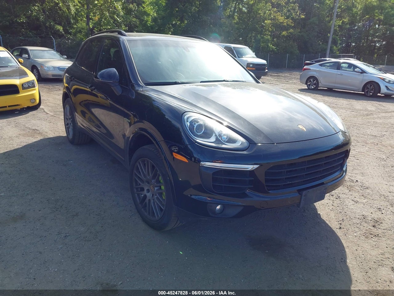 WP1AE2A29HL****** · 2017 PORSCHE CAYENNE E-HYBRID S PLATINUM EDITION