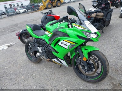 ML5EXEP11SD****** · 2025 KAWASAKI EX650 P