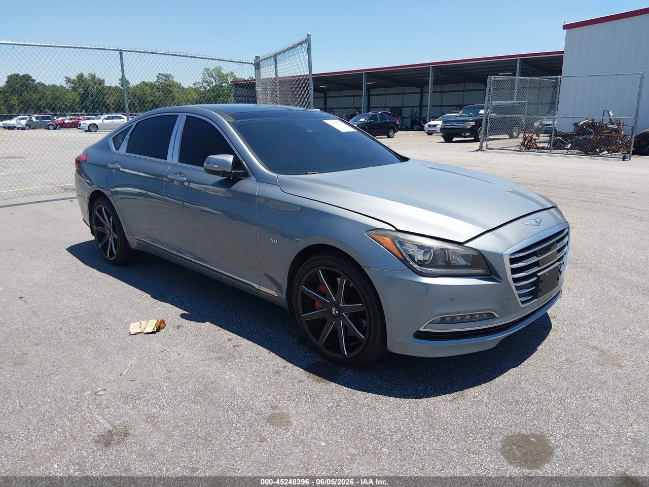 KMHGN4JF7FU****** · 2015 HYUNDAI GENESIS 5.0