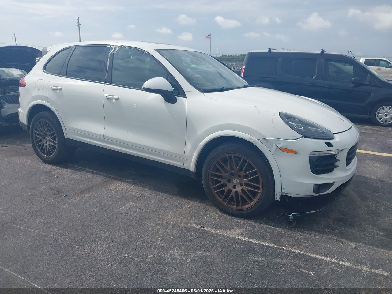 WP1AA2A29HK****** · 2017 PORSCHE CAYENNE PLATINUM EDITION