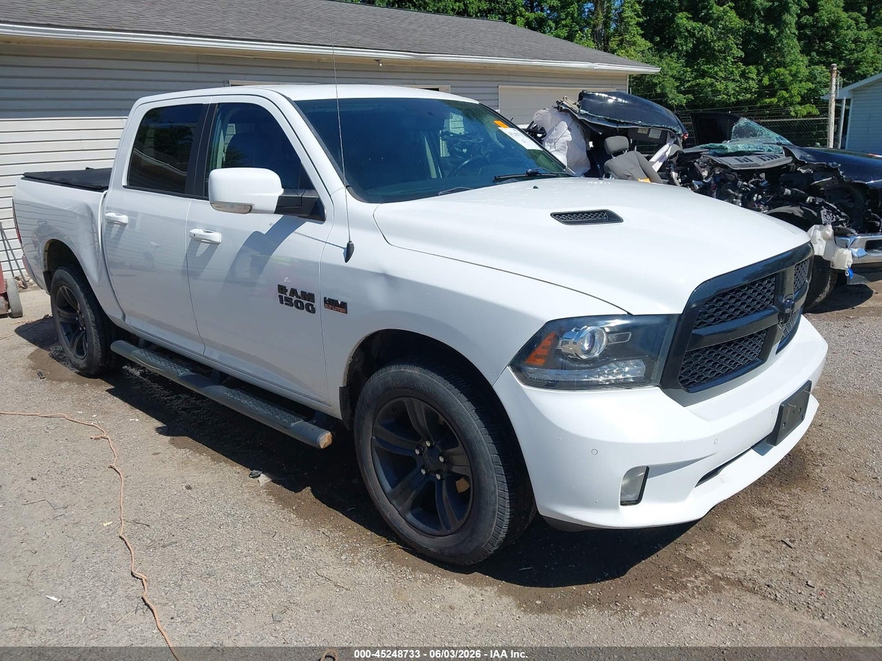 1C6RR7MT2HS****** · 2017 RAM 1500 NIGHT  4X4 5'7 BOX