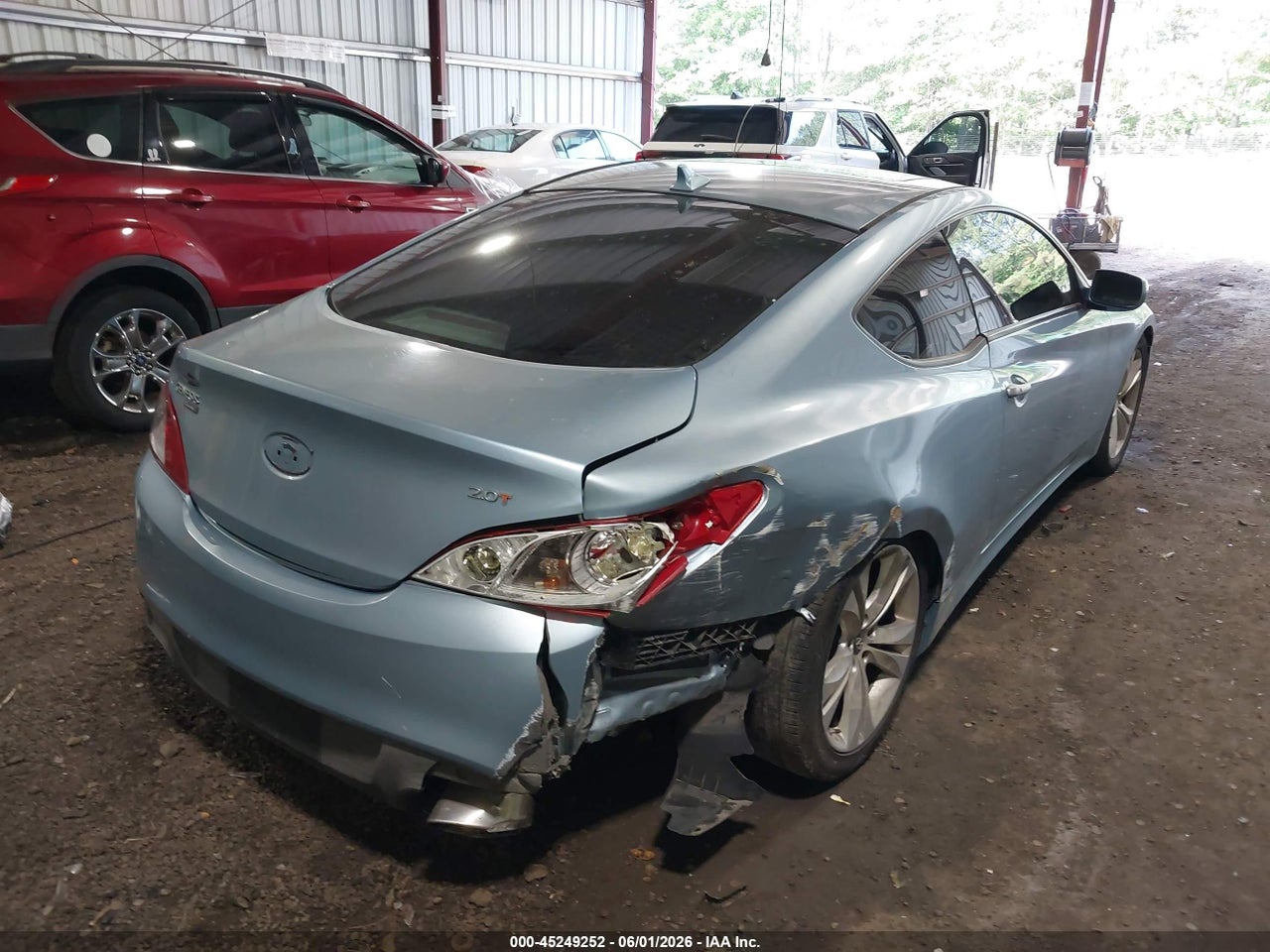2011 HYUNDAI GENESIS 2.0T PREMIUM · 4/11