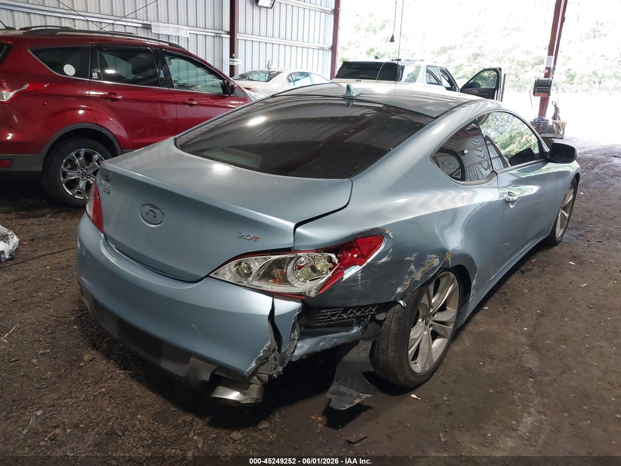 2011 HYUNDAI GENESIS 2.0T PREMIUM · 6/11