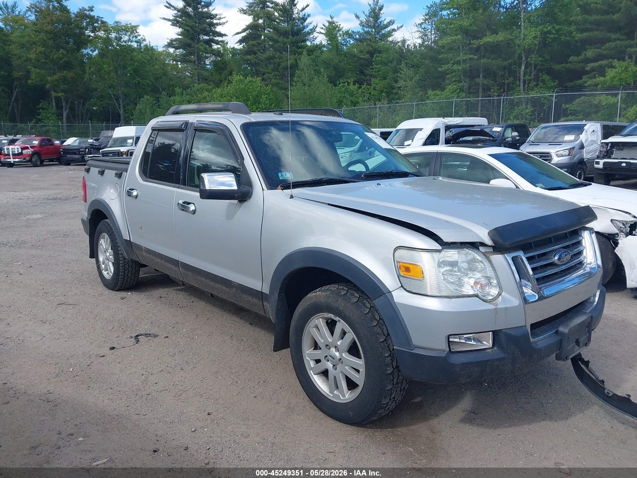 1FMEU5B8XAU****** · 2010 FORD EXPLORER SPORT TRAC XLT