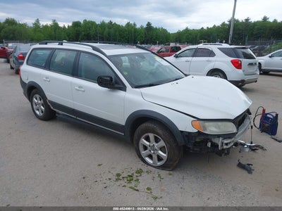 2008 VOLVO XC70 3.2