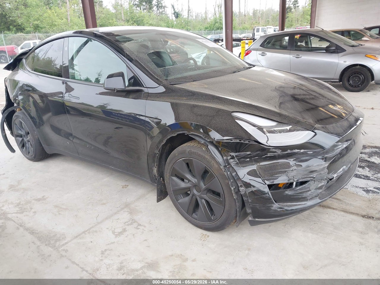 7SAYGDEE5SF****** · 2025 TESLA MODEL Y LONG RANGE DUAL MOTOR ALL-WHEEL DRIVE