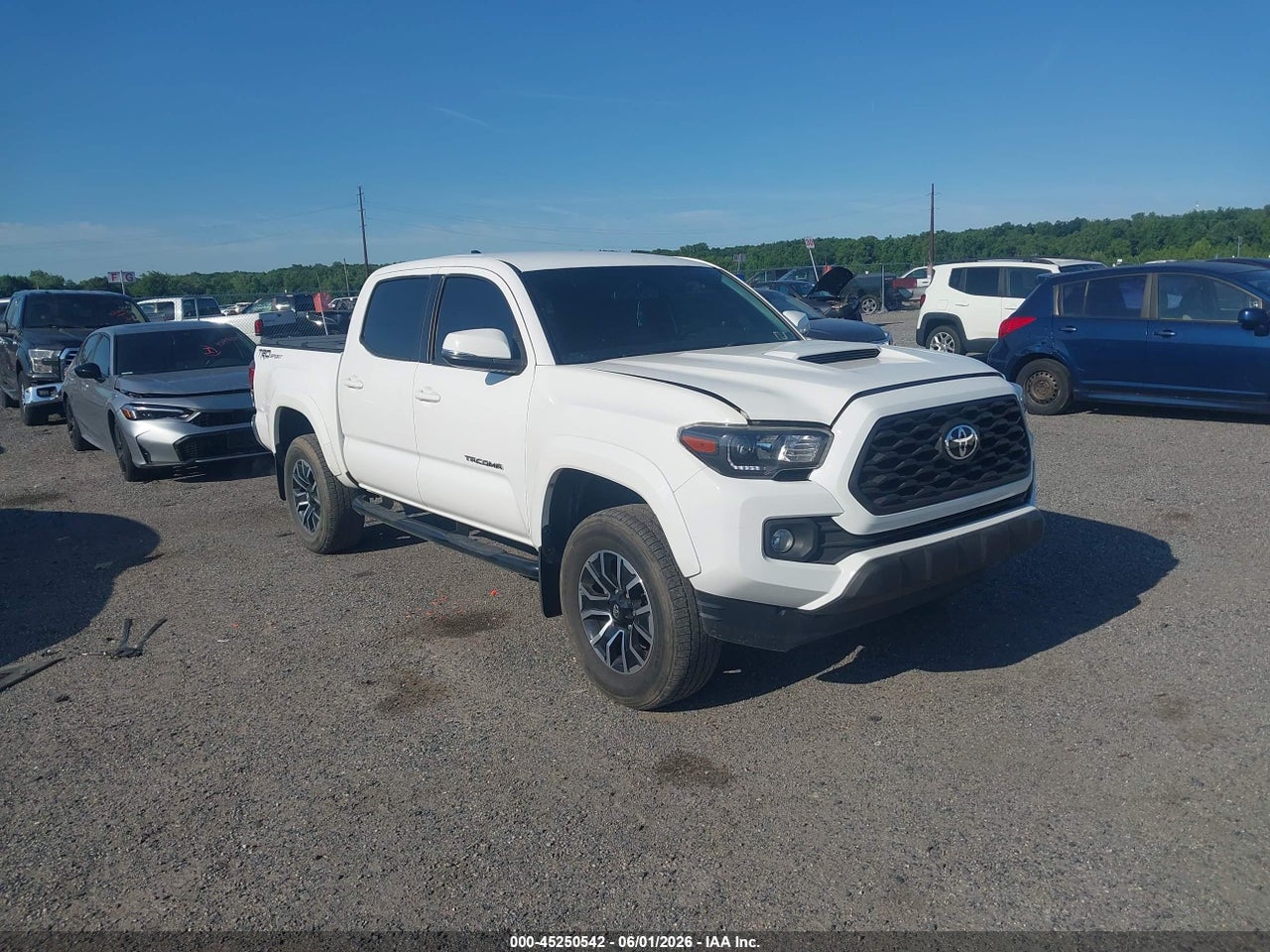 3TMAZ5CN9GM****** · 2016 TOYOTA TACOMA SR5 V6