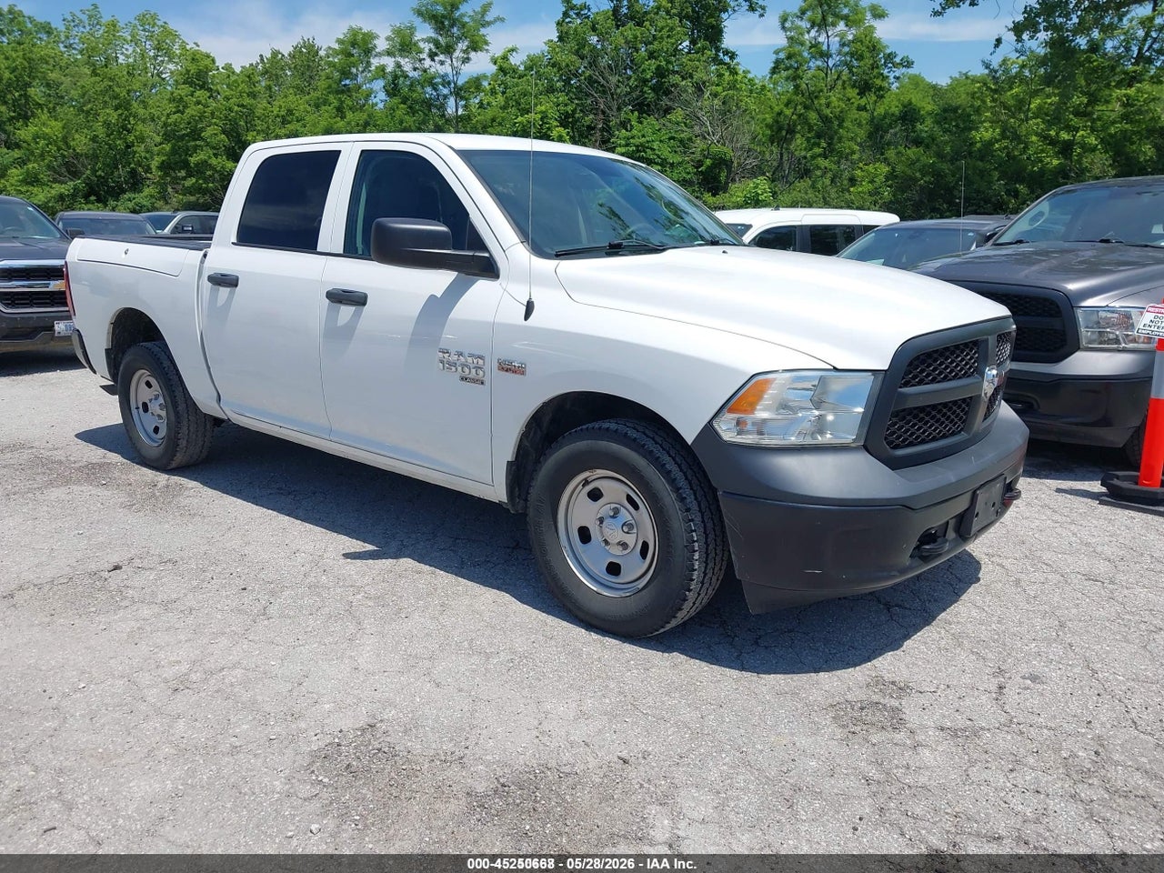 1C6RR7KT8MS****** · 2021 RAM 1500 CLASSIC TRADESMAN  4X4 5'7 BOX