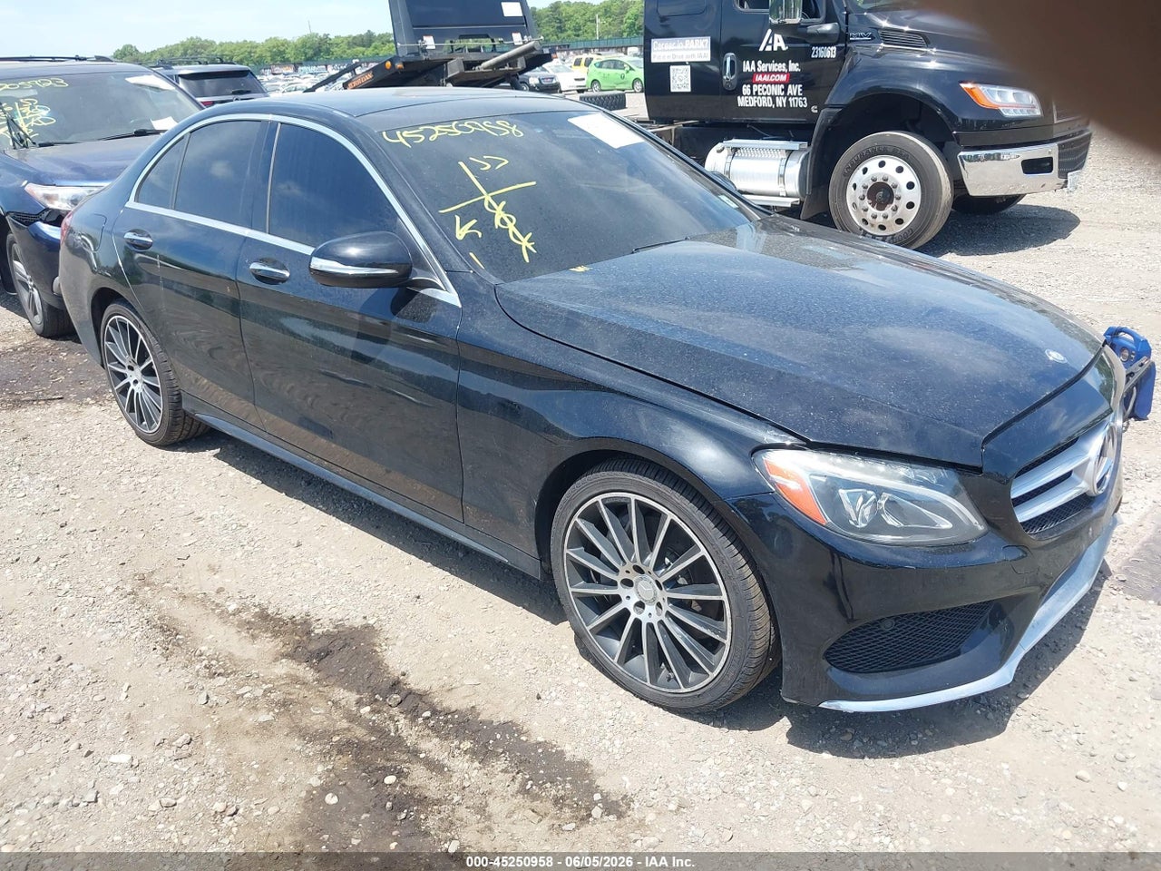 55SWF4KBXFU****** · 2015 MERCEDES-BENZ C 300 4MATIC/LUXURY 4MATIC/SPORT 4MATIC