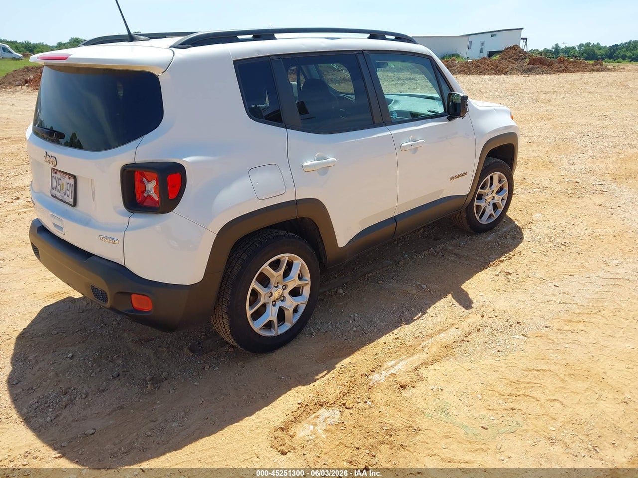 2018 JEEP RENEGADE LATITUDE 4X4 · 4/11