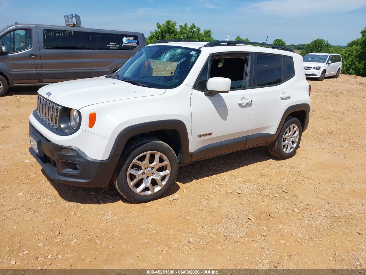 2018 JEEP RENEGADE LATITUDE 4X4 · 2/11