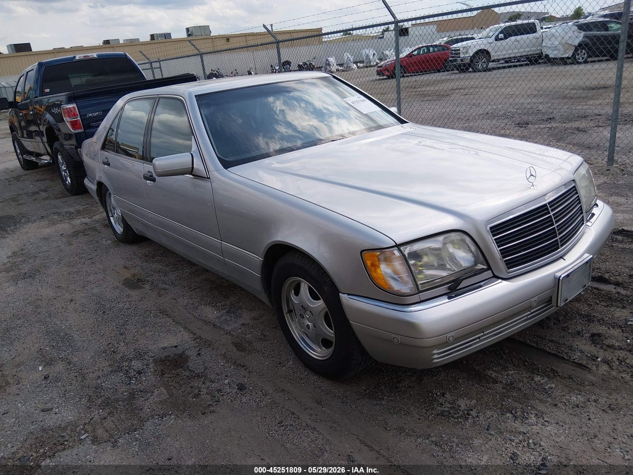 WDBGA43G1XA****** · 1999 MERCEDES-BENZ S 420