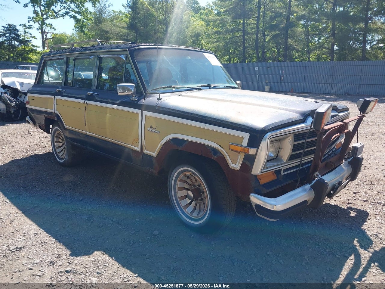 1JCNJ15U5GT****** · 1986 JEEP GRAND WAGONEER