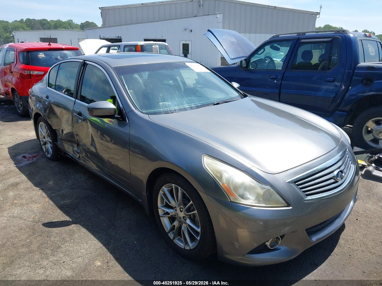 JN1CV6AP6CM****** · 2012 INFINITI G37 JOURNEY