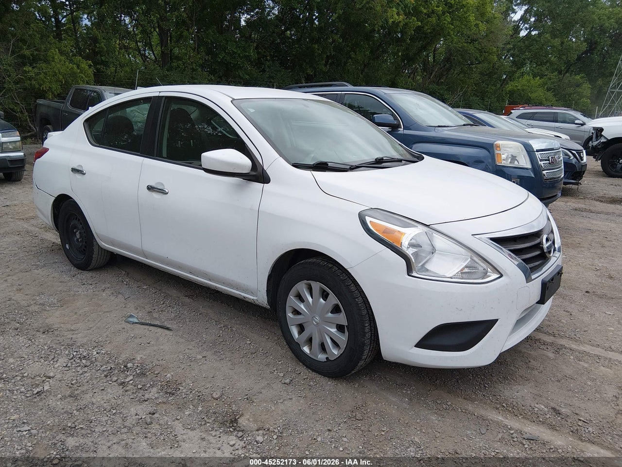 3N1CN7AP4HL****** · 2017 NISSAN VERSA 1.6 SV